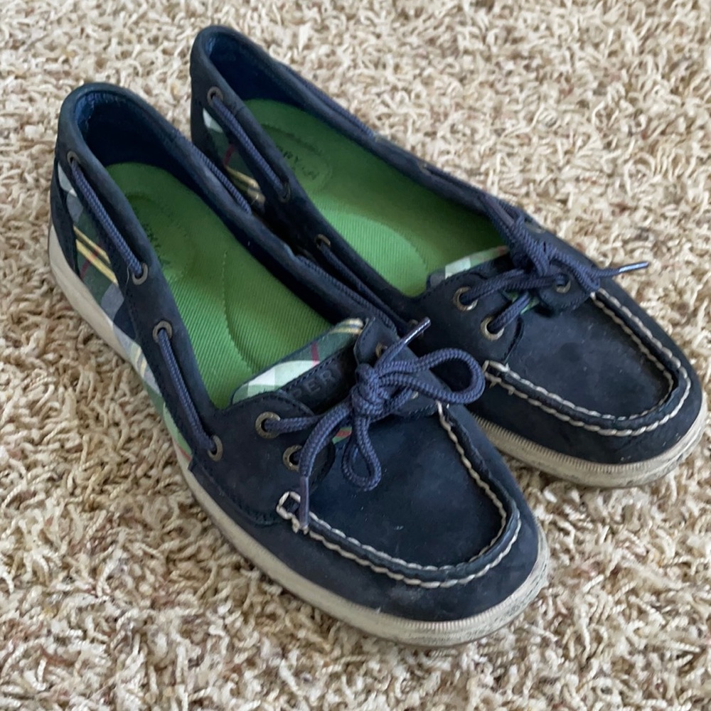 Sperry Angelfish navy blue plaid boat shoe
